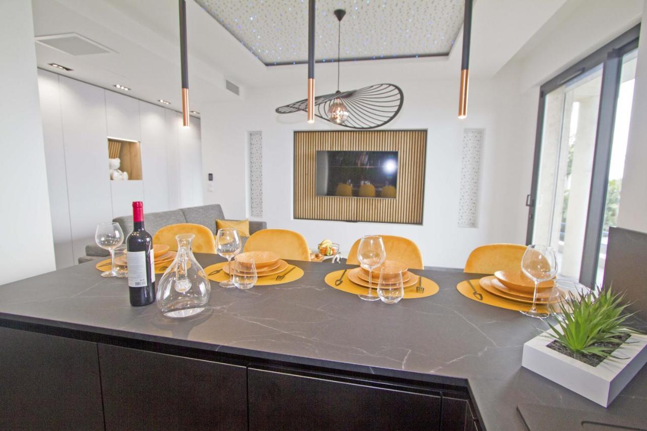 Ferienwohnung Luxury Garden Jacuzzi Promenade Nizza Exterior foto